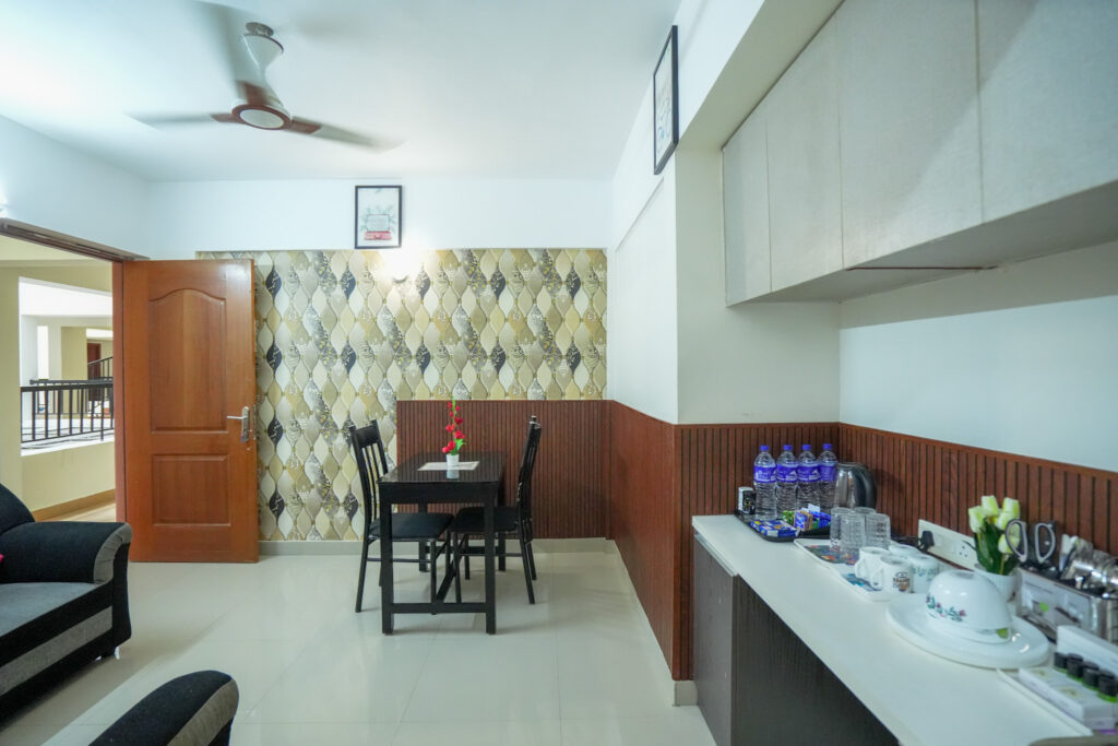 18ba1fb7664f4bc5856d54d40e78f297